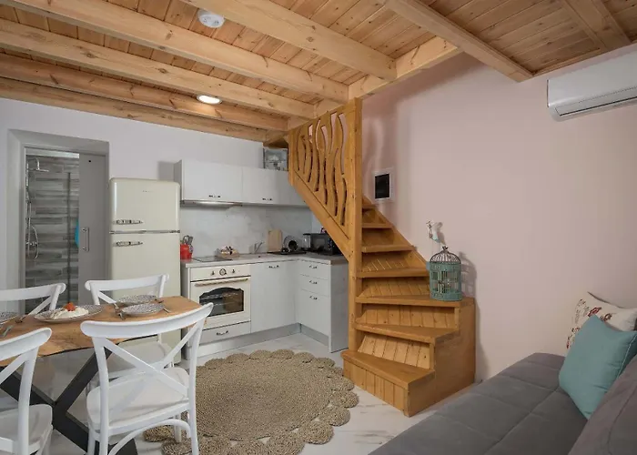 Captain\'S Memories Stylish Harbour Apartments
